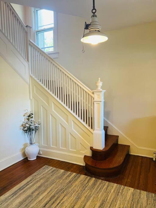4 Bedroom Dc'S Best Location With Parking, Walk To Clarendon Metro, Shopping And Nightlife! Arlington Exterior foto
