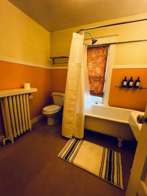 4 Bedroom Dc'S Best Location With Parking, Walk To Clarendon Metro, Shopping And Nightlife! Arlington Exterior foto
