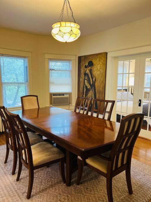 4 Bedroom Dc'S Best Location With Parking, Walk To Clarendon Metro, Shopping And Nightlife! Arlington Exterior foto