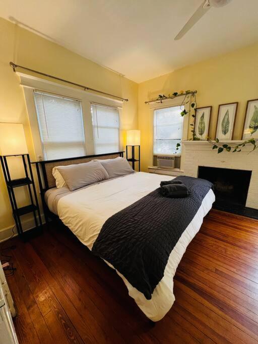 4 Bedroom Dc'S Best Location With Parking, Walk To Clarendon Metro, Shopping And Nightlife! Arlington Exterior foto