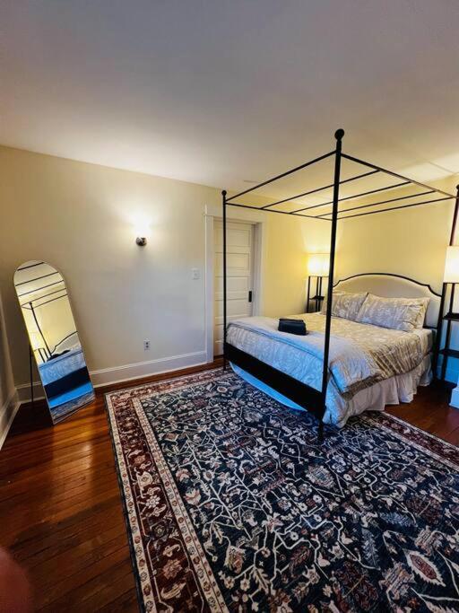 4 Bedroom Dc'S Best Location With Parking, Walk To Clarendon Metro, Shopping And Nightlife! Arlington Exterior foto